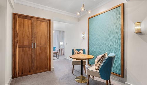 Executive Penthouse Suite