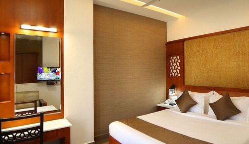 Deluxe Non AC Double Room,1 King Bed