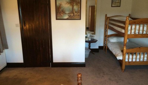 Family Room, Ensuite