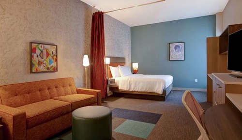 Studio, 1 Queen Bed, Accessible, Bathtub (Mobility & Hearing)