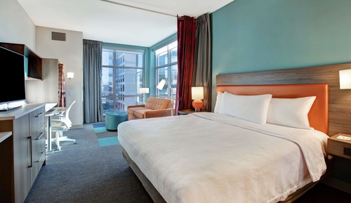 Studio Suite, 1 King Bed, Corner (Larger)