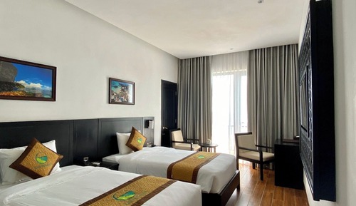 Deluxe Double or Twin Room, Garden View