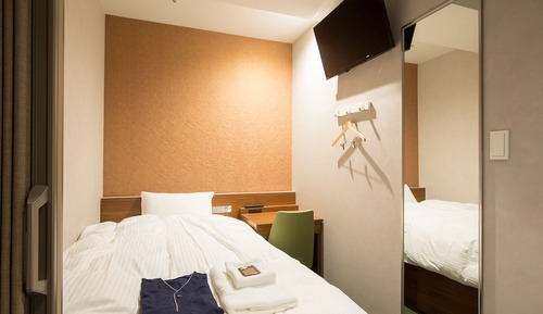 Deluxe Capsule Room, Women only