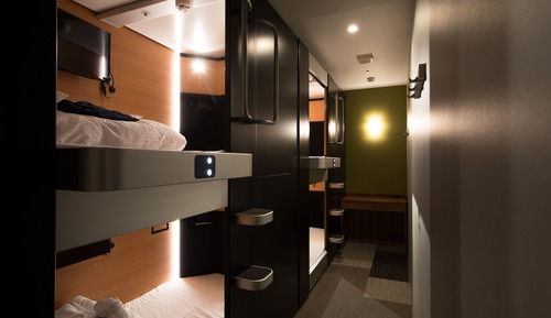 Female Only Private Cabin Quadruped Room