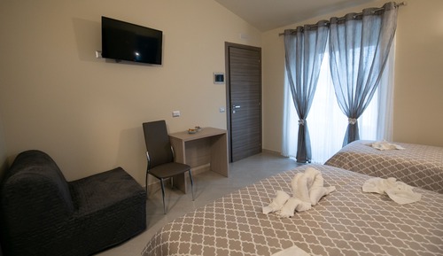 Triple Room (Blu)