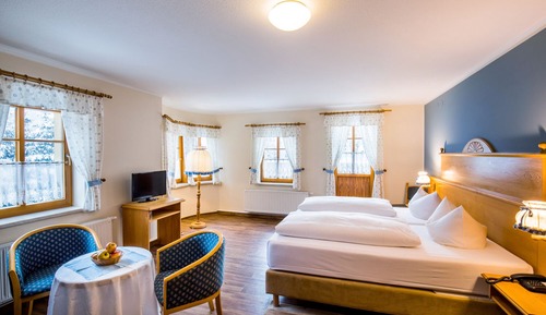 Classic Double Room