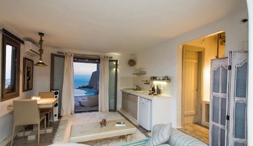 Superior Suite, Private Pool (Amalthia)