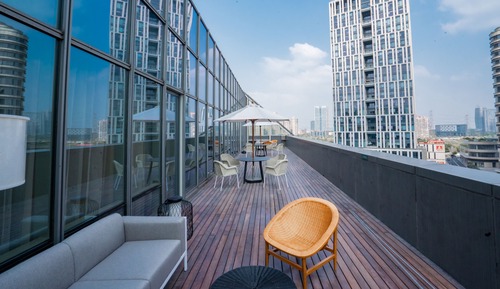 King Deluxe Terrace Room