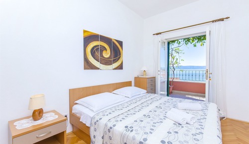 Apartment (A4)