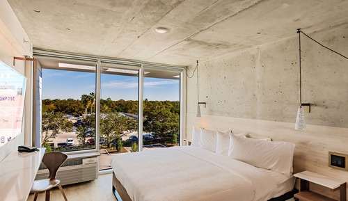Room, 1 King Bed, Accessible, Non Smoking