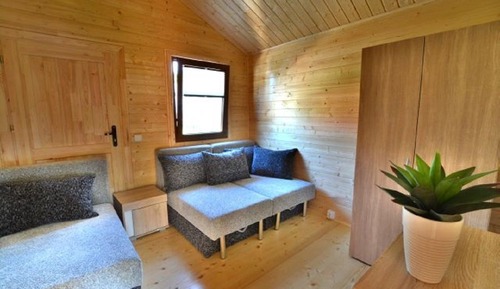 Cottage (B2)