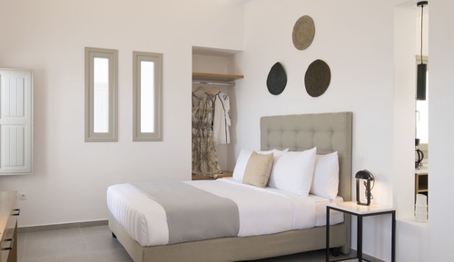 Junior Suite, 1 Bedroom, Hot Tub, Sea View (Genesis)