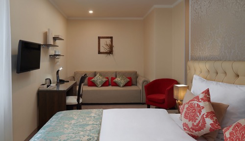 Comfort Room (PLUS)