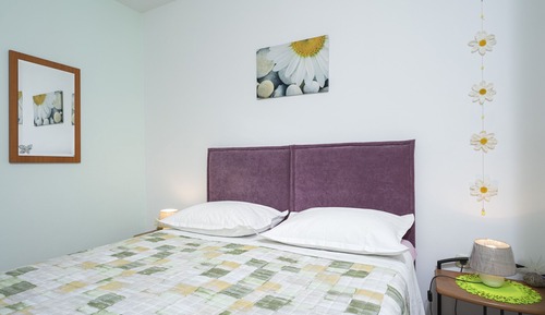Apartment (A2)