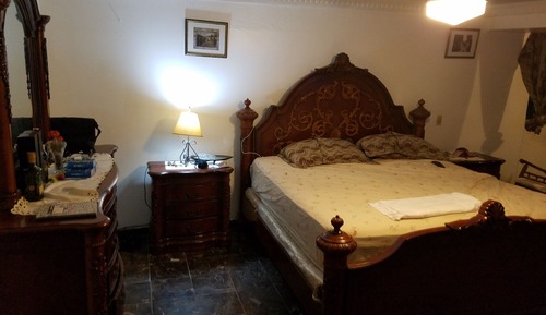 Luxury Penthouse, 3 Bedrooms, City View
