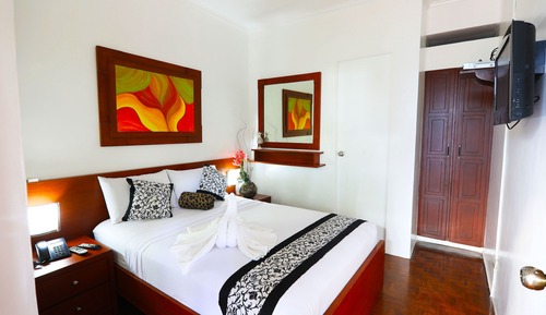 Economy Room