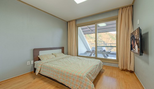 Suite (15)