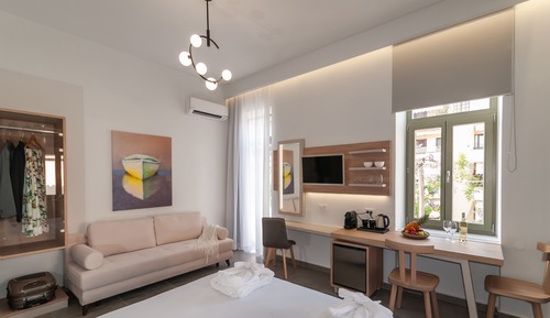 Deluxe Double Room, Garden View