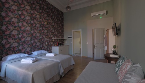 Superior Studio, Balcony