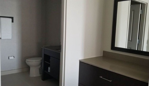 Studio, 1 King Bed, Non Smoking, Bay View