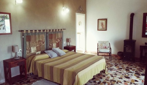 Double Room, 1 Queen Bed