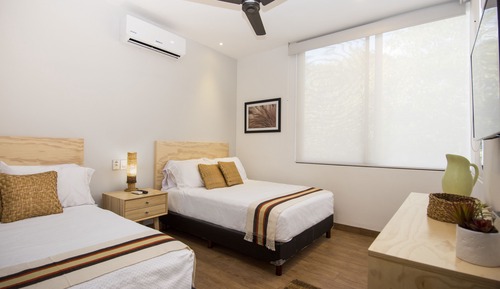 Tannah Luxury Home Alberca
