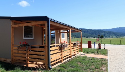 Superior Lux Mobile Home, Mountain View