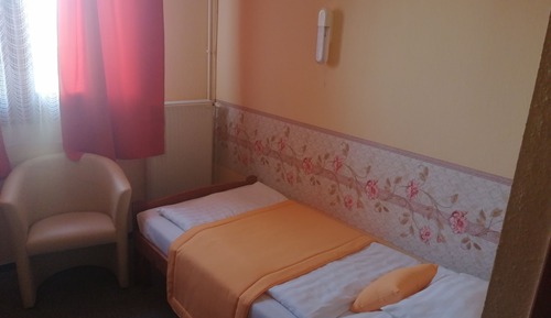 Classic Single Room