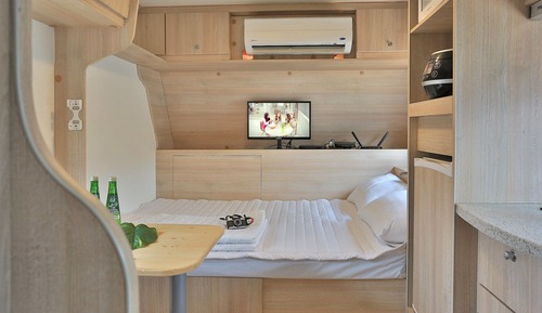 Caravan B/D Zone