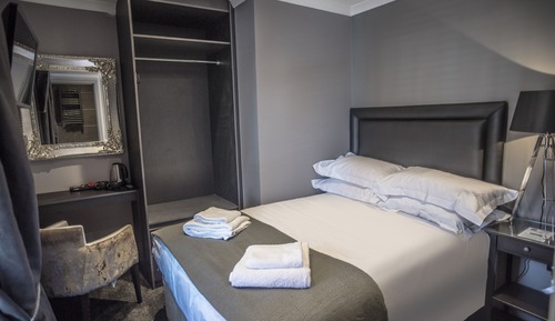Deluxe Double Room (Room 3)