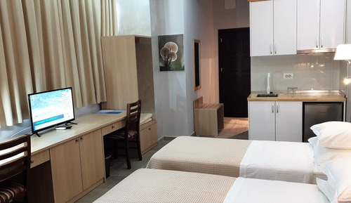 Deluxe Triple Room