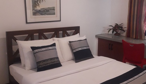 Standard Double Room, Garden View