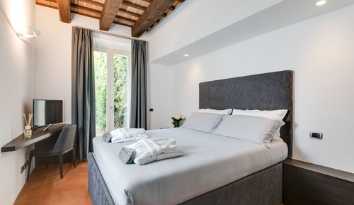 Double Room, Private Bathroom, Ground Floor (Corbezzolo)