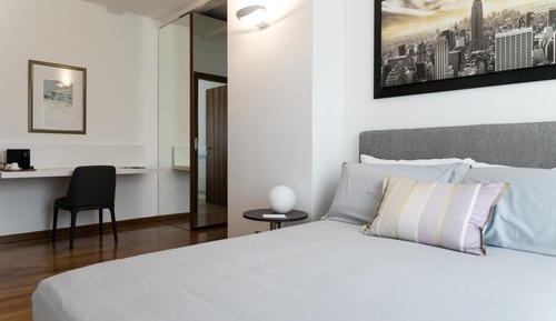 Double Room, Private Bathroom, Garden View (Melograno)