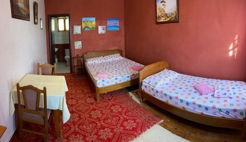 Economy Triple Room