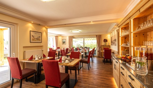 Exclusive Suite, 1 King Bed with Sofa bed, Balcony, Lake View
