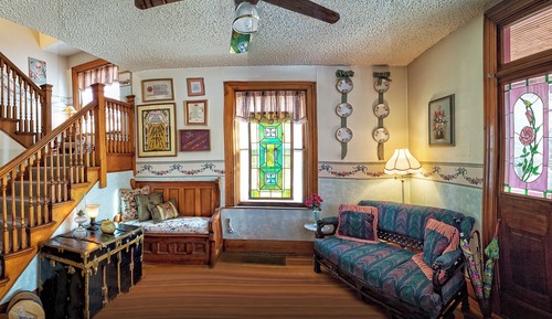 Pikes Peak Suite 
