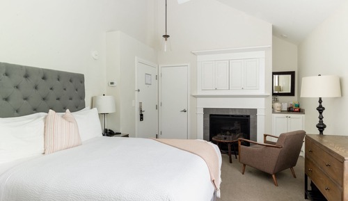 Standard Single Room, 1 Queen Bed, Non Smoking