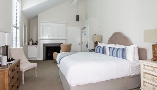Standard Single Room, 1 King Bed, Accessible, Non Smoking