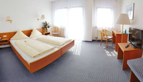 Classic Quadruple Room, 1 Double Bed with Sofa bed