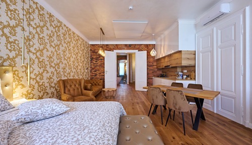 Luxury Apartment, Multiple Beds