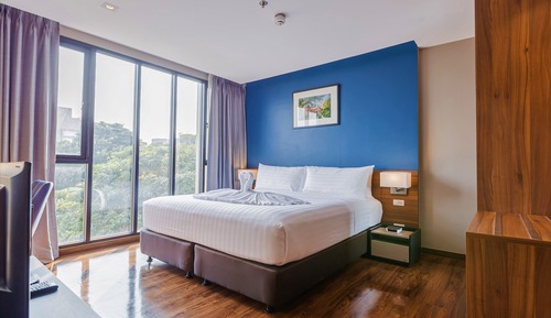 1-Bedroom Suite
