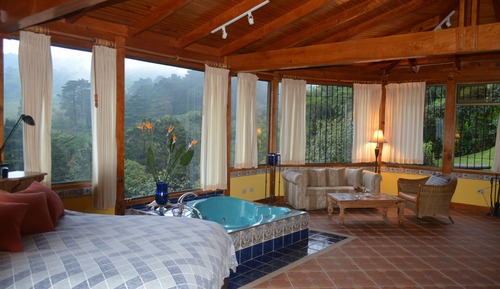 Deluxe Bungalow with Garden View