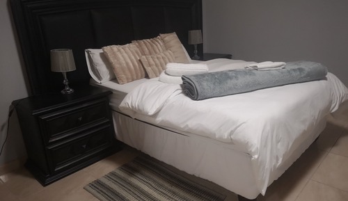Luxury Apartment, 2 Bedrooms, Non Smoking, Garden View