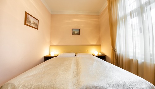 Comfort Room, Refrigerator