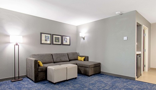 Suite, Multiple Beds, Non Smoking (Upgrade)