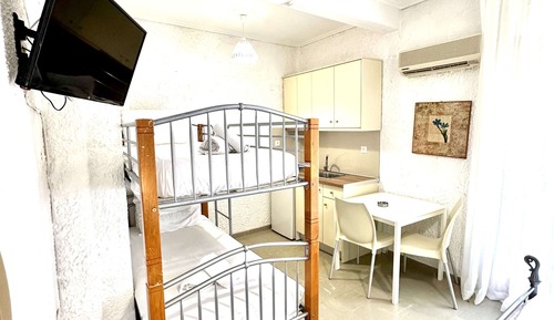 Classic Quadruple Room