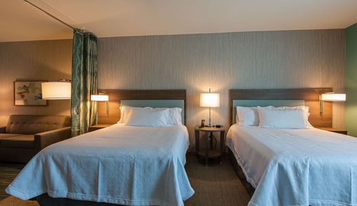Studio, 2 Queen Beds, Accessible, Bathtub