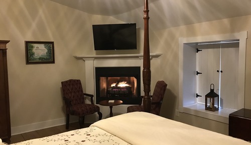 Suite, 1 King Bed, Non Smoking
