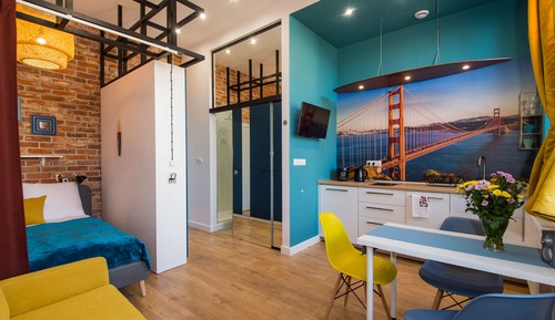Apartment, Courtyard View, Tower (San Francisco)